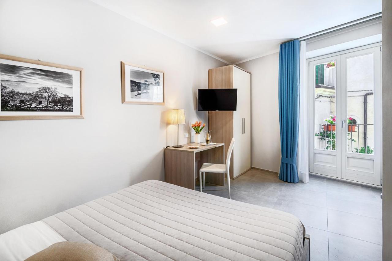 ラグーザ Via Barocca Bed & Breakfast エクステリア 写真